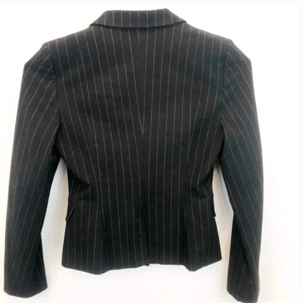 Sisley Black Striped Blazer Size 40 Excellent condition Size 40